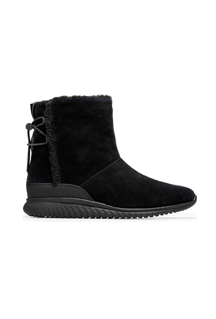 E-comm: Comfy Boots You Can Wear to the Office in Winter